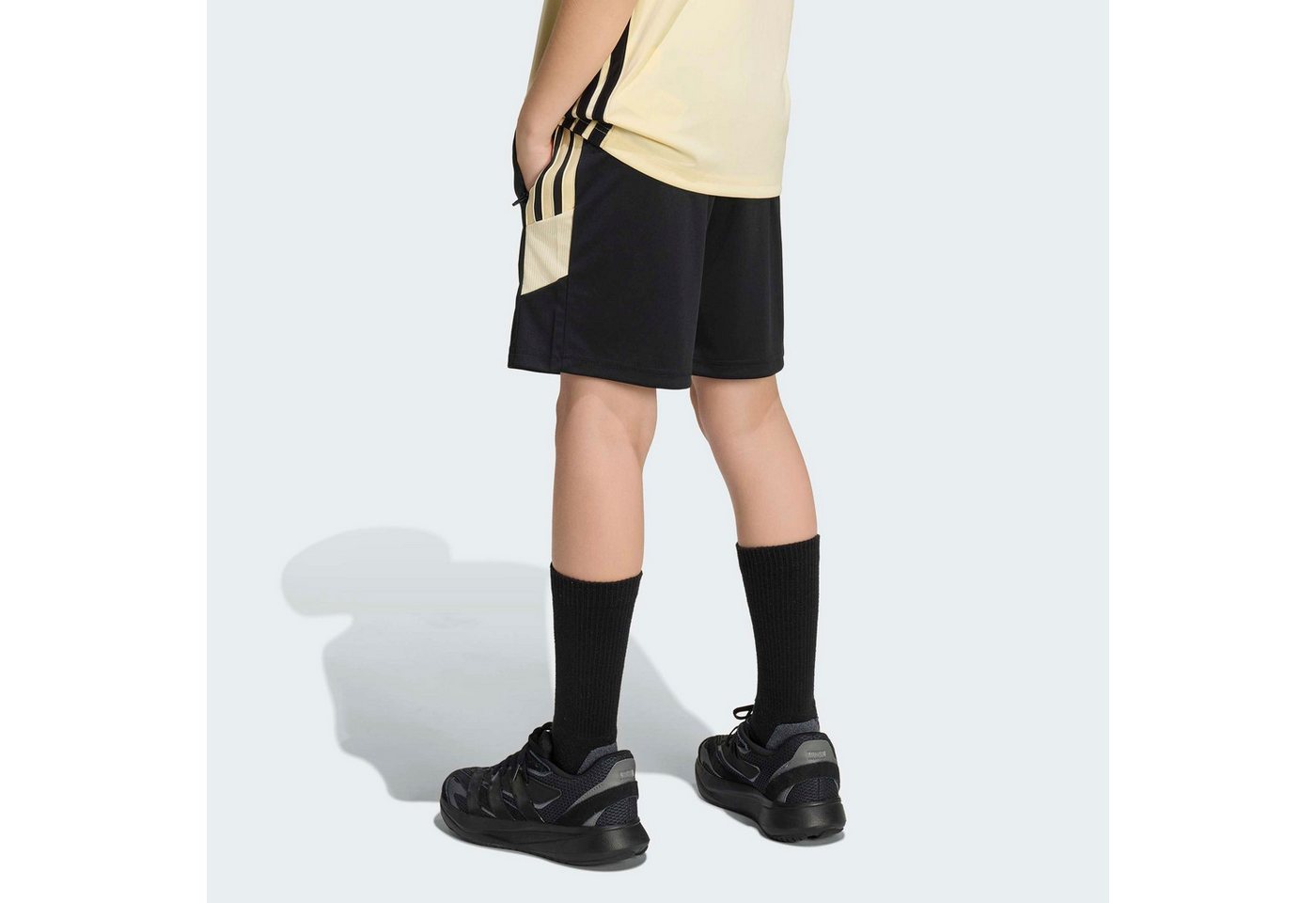 adidas Performance Trainingsshorts TIRO 26 ESSENTIALS KIDS für Kinder, mit CLIMACOOL® Technologie, aus Interlock-Material Bild 2
