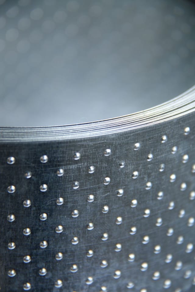 Bellissa - Rasenkantenband Noppenstruktur 500x14 cm Materialstärke 0,25 mm Band