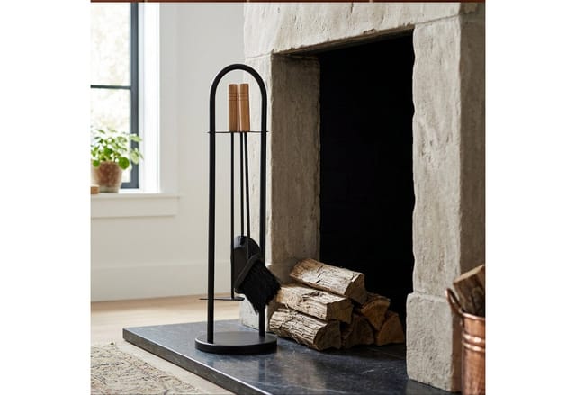Relaxdays Kaminbesteck modern, 4 teilige Kamingarnitur, mit Schaufel, Besen, Aschekratzer & Halter, Ofenbesteck, schwarz