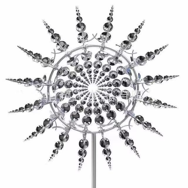 Einzigartiges Und Zauberhaftes Metall-windspiel Für Draußen