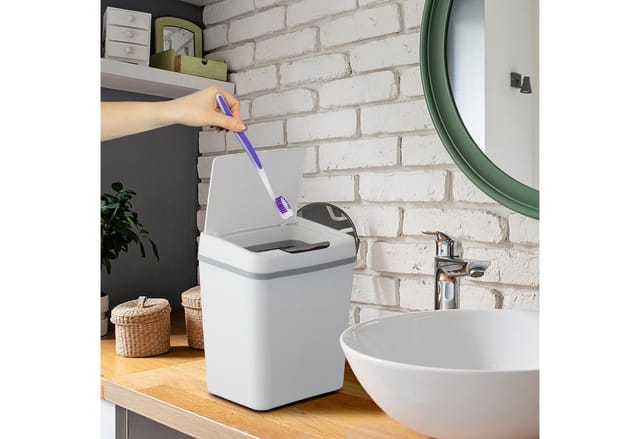 Mülleimer Bad, mit Sensor, 9 Liter, elektrischer Deckel, Müllbeutelhalter, Badezimmereimer, Kunststoff, weiß - Relaxdays