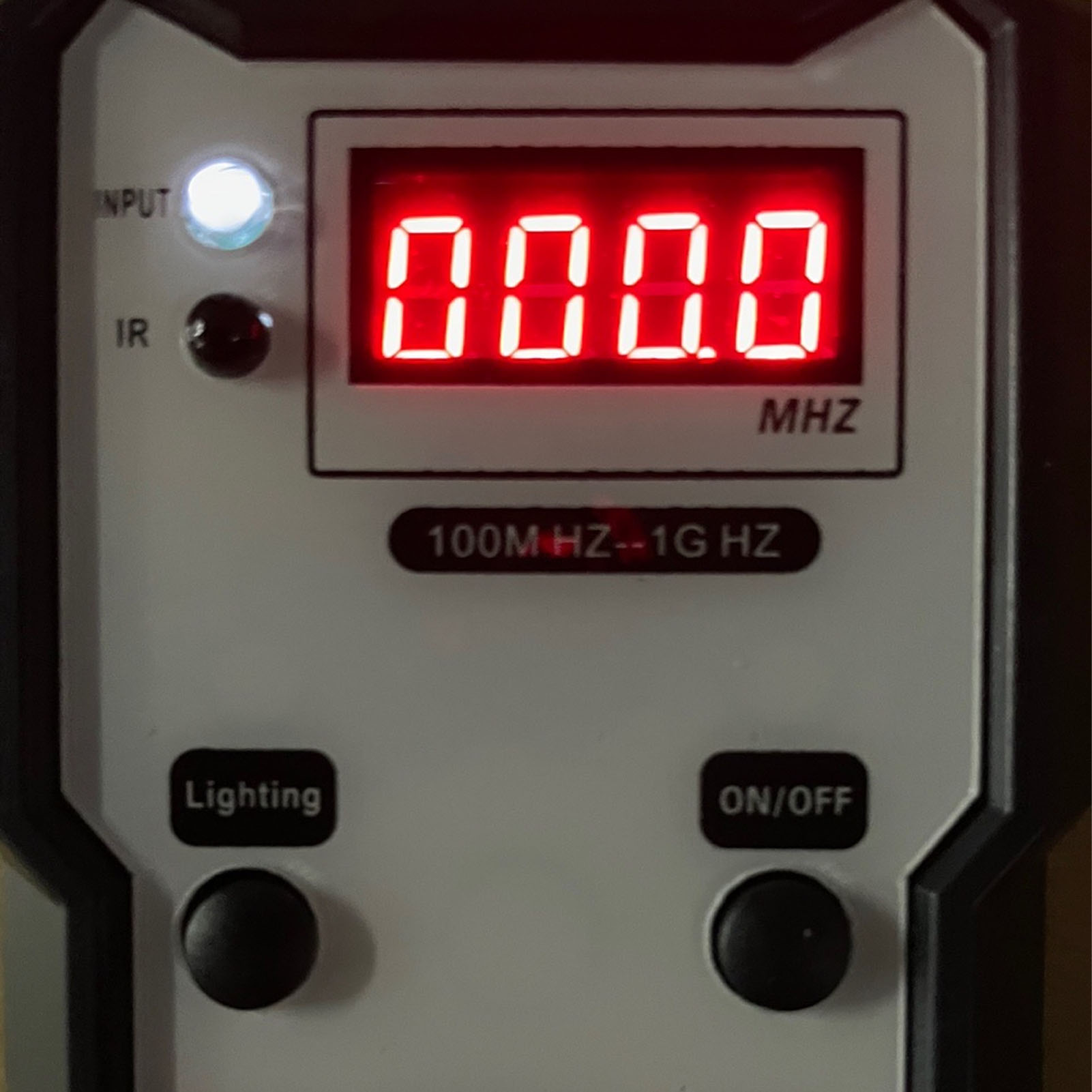 Fernbedienungsschlüsseltester Mit Hochpräziser Infrarot-frequenz Von 100 Mhz Bis 1 G.