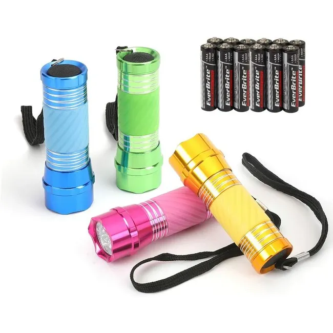 Jeu De Lampe De Poche Led 4-pièce - Lampe Torche Avec Poignée Brillée Randonnée 12 X Aaa Piles Incluses, Cadeau Parfait Pour Noël