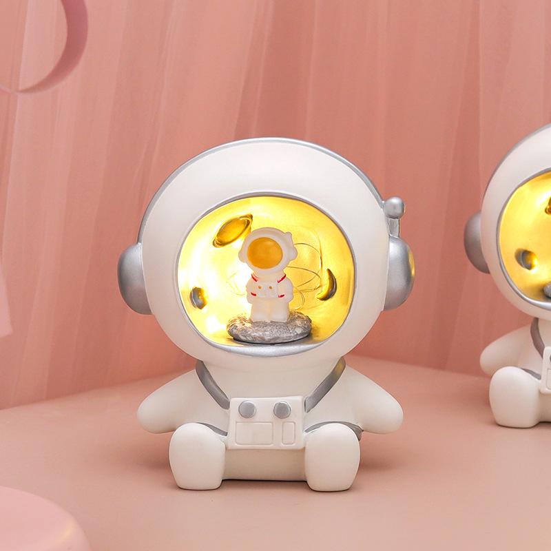 Veilleuse Astronaute Blanche 17x15cm, Figurine En Résine, Cadeau D'Anniversaire Créatif Pour Enfant, Boîte À Glisser