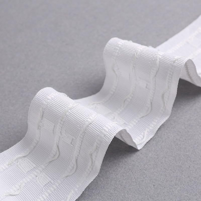 3 Meter Langes Neues Stoffband Mit Vorgebohrten Löchern Und Vierzinkigen Metallhaken.