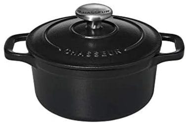 Erhabene schwarze emaillierte runde auflaufform aus gusseisen 10 cm Chasseur puc471001