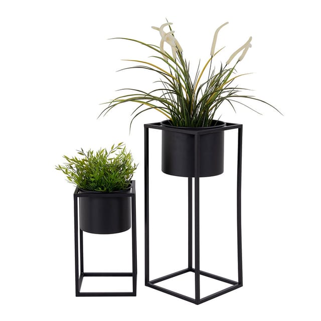 Selsey MIKANDRA - Blumentopf mit Ständer 2er-Set in Schwarz, aus Stahl, im Industrie-Stil, 31-50,5 cm hoch
