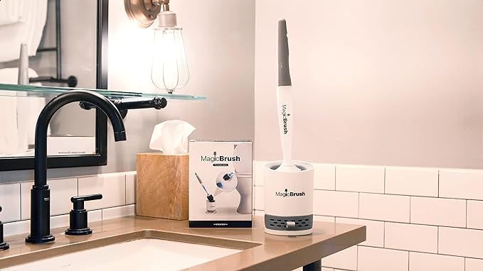 Brosse De Toilette À Long Manche Pour Le Remplissage. Brosse De Toilette Domestique Pouvant Être Suspendue.
