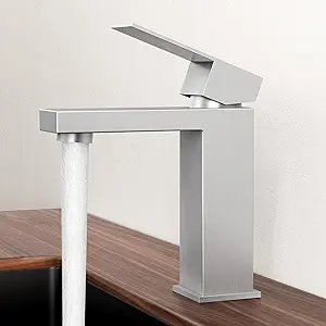 Mitigeur De Lavabo Monocommande En Acier Inoxydable Finition Laiton Brossé Doré