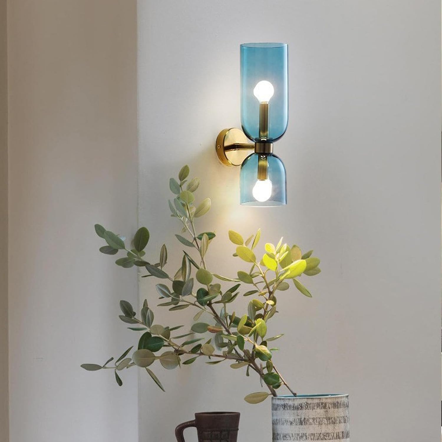 Applique Murale Intérieure 2 Flammes E14 Base Lampe Murale Up Down Luminaire Mural Moderne Design Éclairage Mural Métal Pour Salon Chambre Couloir Balcon (bleu) [classe Énergétique A+++]