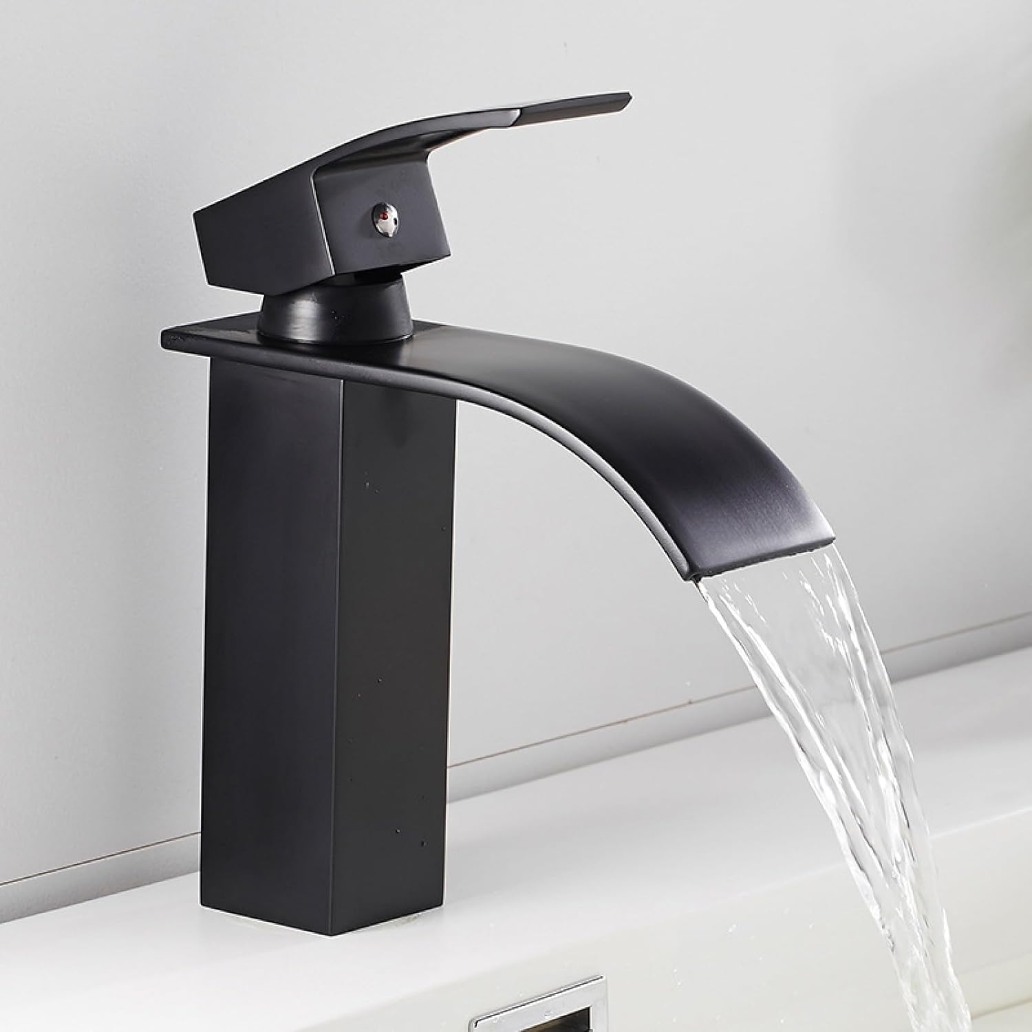 Waterfall Basin Faucet High Hot And Cold Brass Bathroom Faucet With Single Handle Above Basin Faucet - Swar - Suitable For Modern Bathroom Design, Comes With Hose