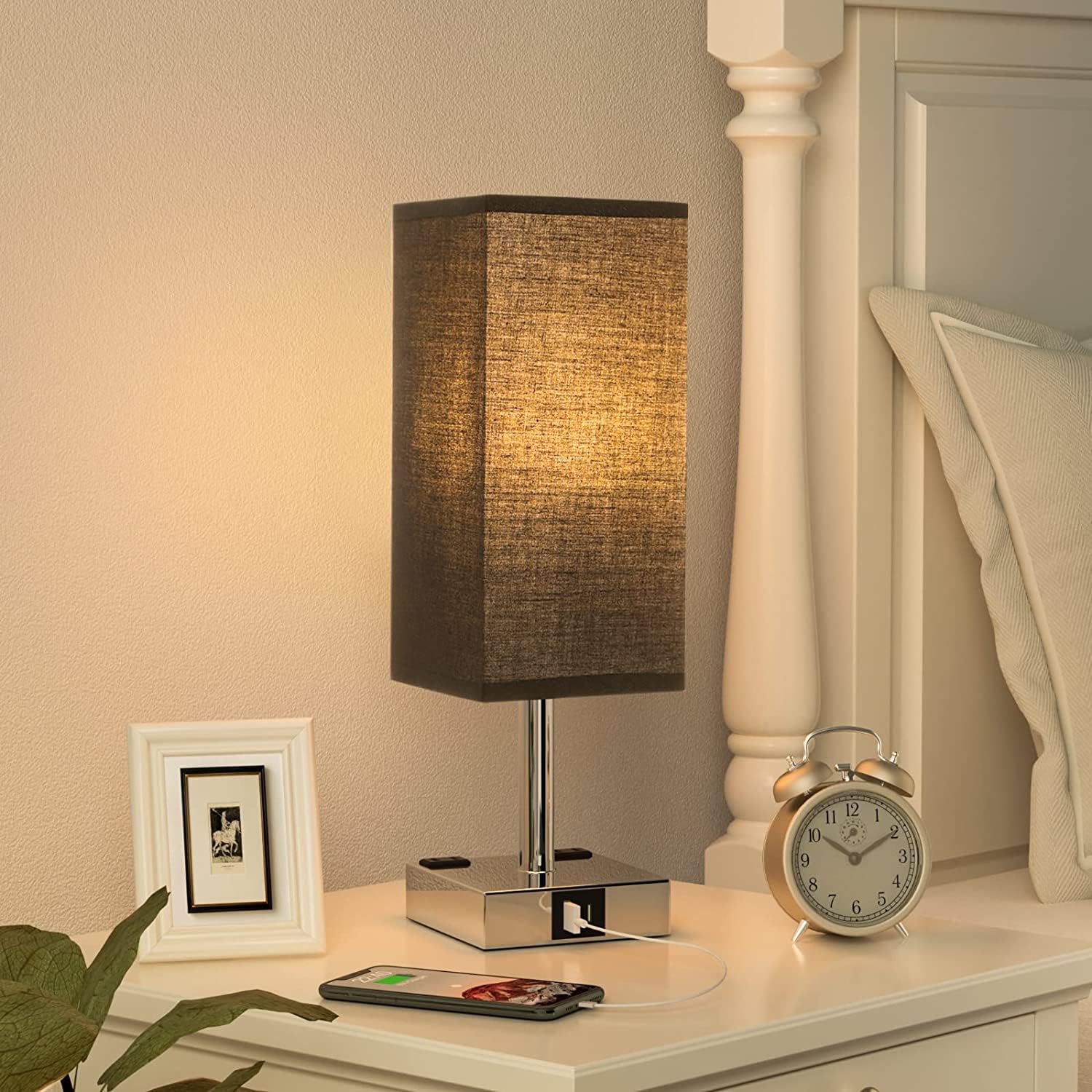 Lampe De Chevet Tactile Avec Ports De Charge Usbx2, Intensité Variable À 3 Voies, Abat-jour En Tissu Noir Base De Art Du Fer, Lampe De Table Pour Salon Chambre Hôtel(ampoule Incluse) [classe Énergétiq