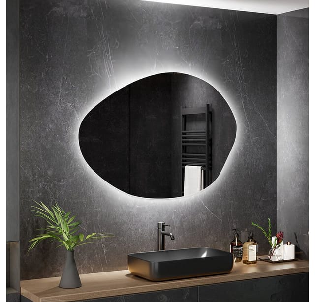 Home Deluxe - LED-Spiegel may asymmetrisch - 80 x 100 cm led Spiegel Asymmetrischer Spiegel Beleuchteter Spiegel