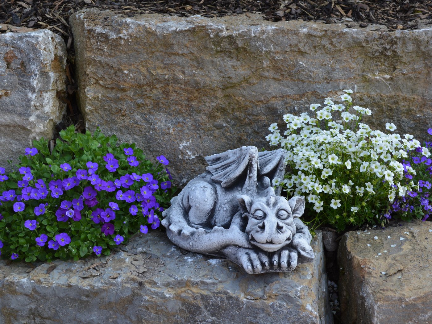 gartendekoparadies.de Gartenfigur Schlafender Drache, Steinfigur, H. 17 cm, 7 kg, Frostsicher Bild 5