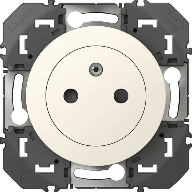 600335 2P+E 16A Dooxie-weiße Steckdose - Legrand