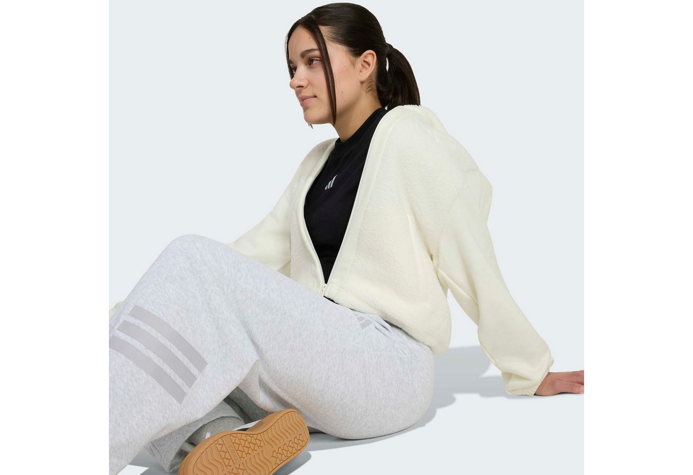 adidas Sportswear Outdoorjacke FUTURE ICONS, DURCHGEHENDER REISSVERSCHLUSS für Kinder, sportlicher Stil, aus Polyester Bild 4