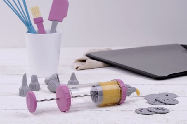 Zenker Garnierspritze 6 Tüllen Backutensilien