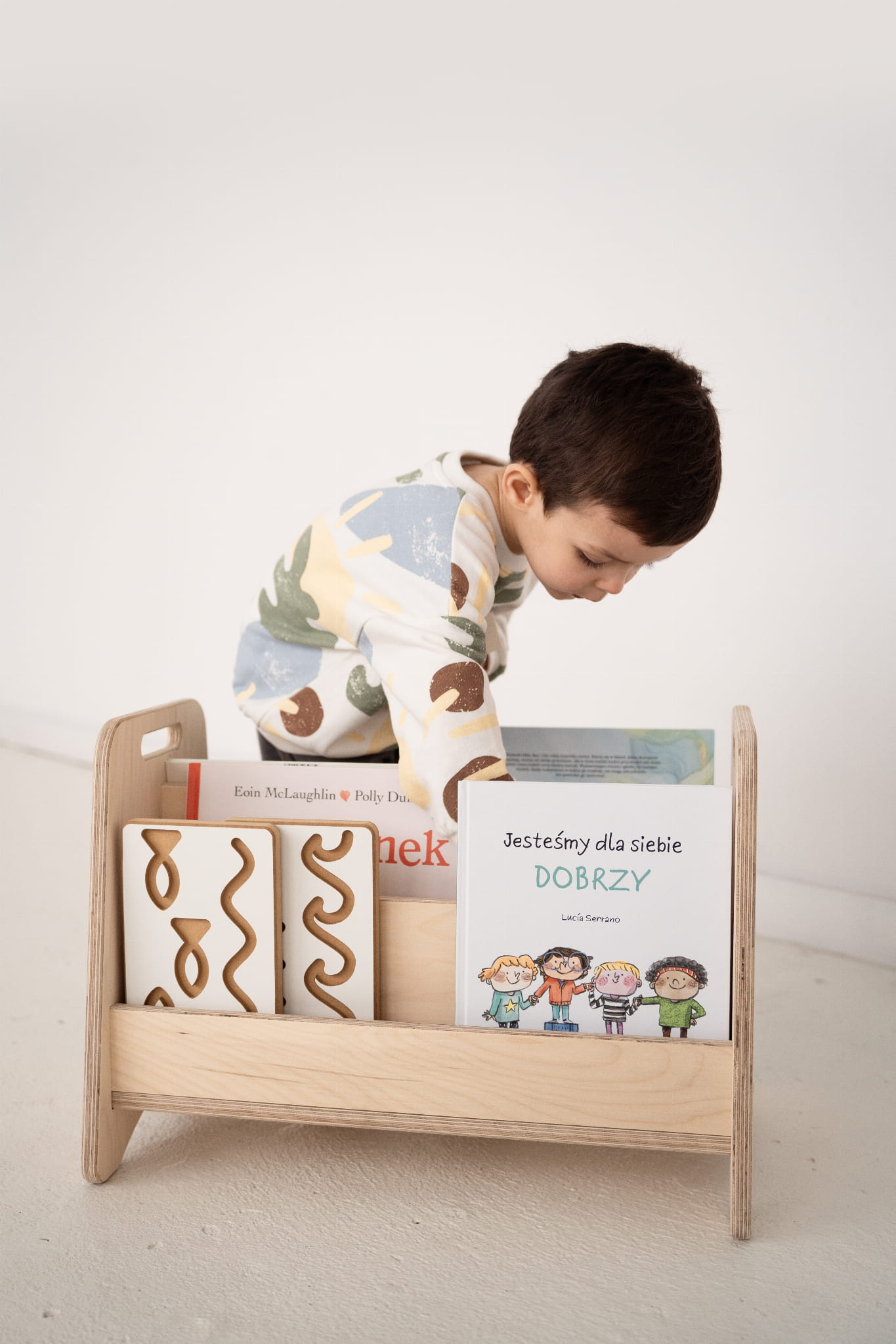 M - Montessori-bibliothek