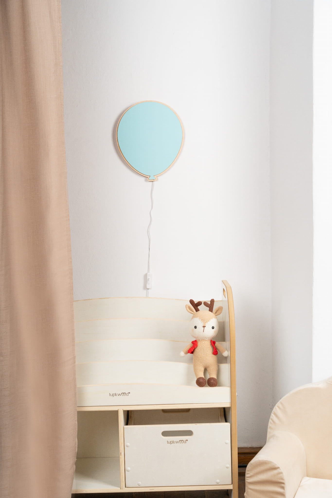 Holzballonlampe Fürs Kinderzimmer – Nachttischlampe Für Kinder – Hellblau – Tupti.lights