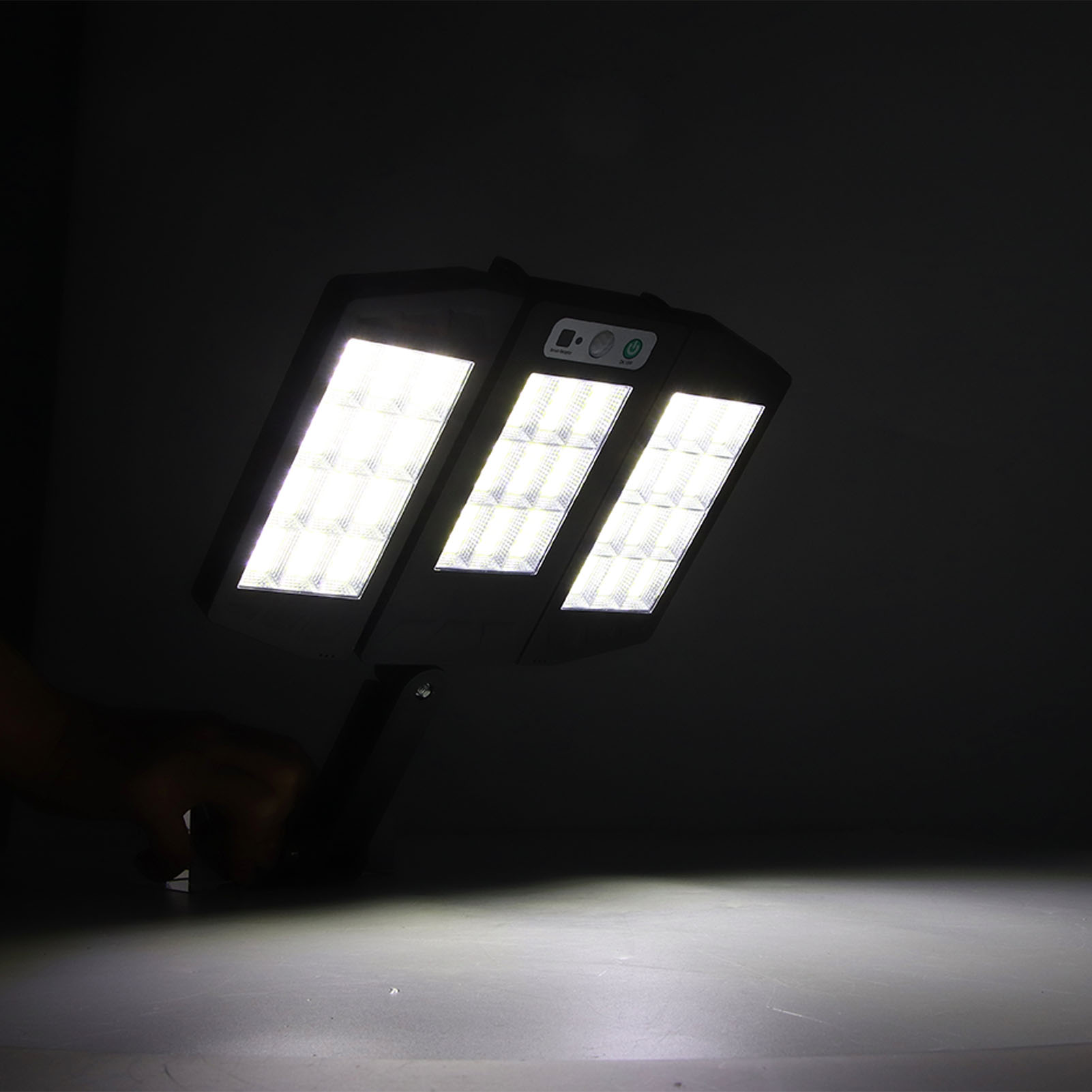 Ty11902 Solar-wandleuchte Mit Quadratischem Raster, 33 Cob 264 Leds Und Fernbedienung Für Die Heimbeleuchtung