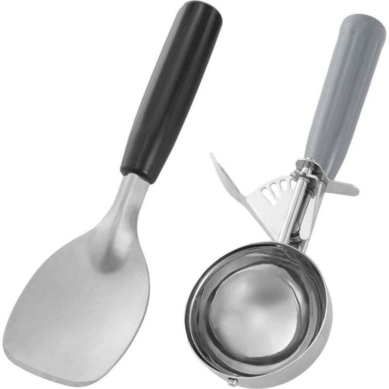 Set Mit 2 Tragbaren Eisportionierern Für Keksteig