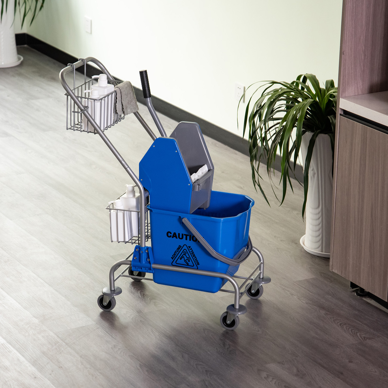 Reinigungswagen (73x45x95 Cm), 26 L, Mit Auspressmechanismus Und 2 Aufbewahrungskörben, Kunststoff, Blau