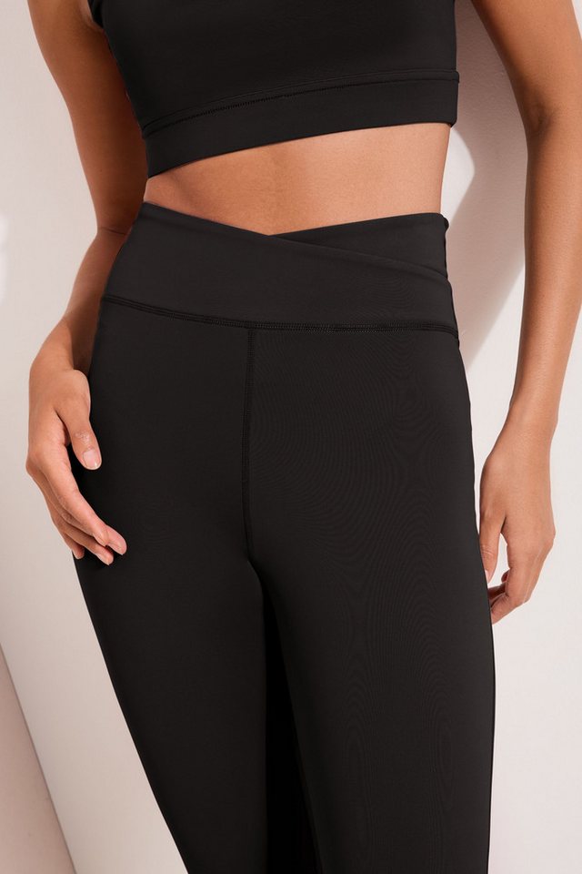 Friends Like These Yogaleggings Friends Like These Studio Yoga Leggings mit Schlag (1-tlg)