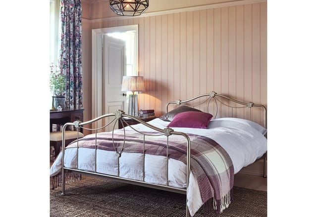 Laura Ashley - Chalford Vliestapete Holzplanken Rosa 10mx52cm