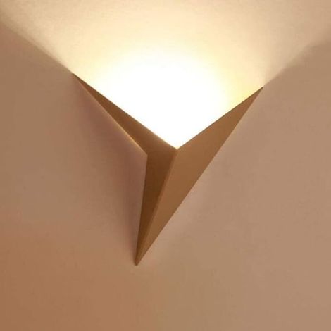 3-w-led-wandleuchte – Modernes Goldenes Dreieck-metalldesign – 3000 K Warmweißes Licht – Für Schlafzimmer, Wohnzimmer, Treppenhaus, Flur