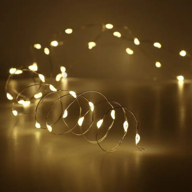 LED-Lichterkette warmweiß, Batteriebetrieben, 80 LEDs, Silberdraht, Innen/Außen, 3,95m