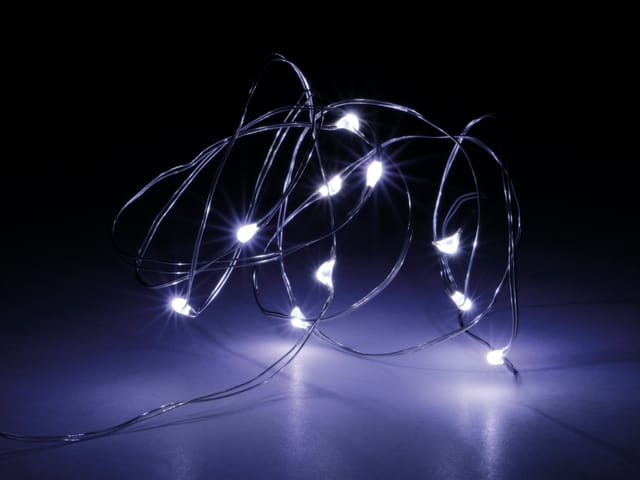 LED-Lichterkette, Silberdraht, 18 LEDs, kaltweiß, Batteriebetrieb, inkl. Batterie