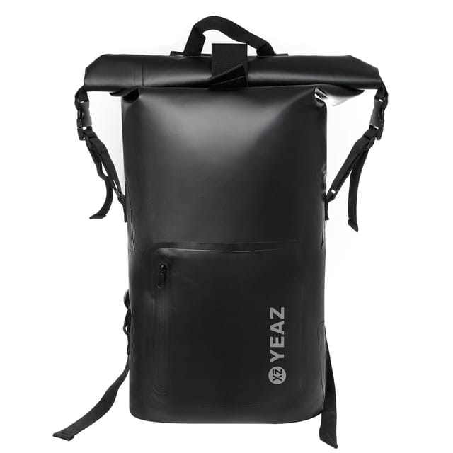 YEAZ Wasserfester Rucksack weißes Logo STOCKHOLM