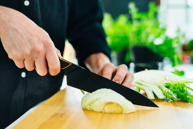 Fiskars cooking knife 19 cm