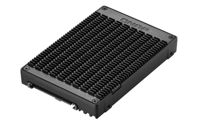 QNAP U.2 NVMe to M.2 NVMe SSD adapter