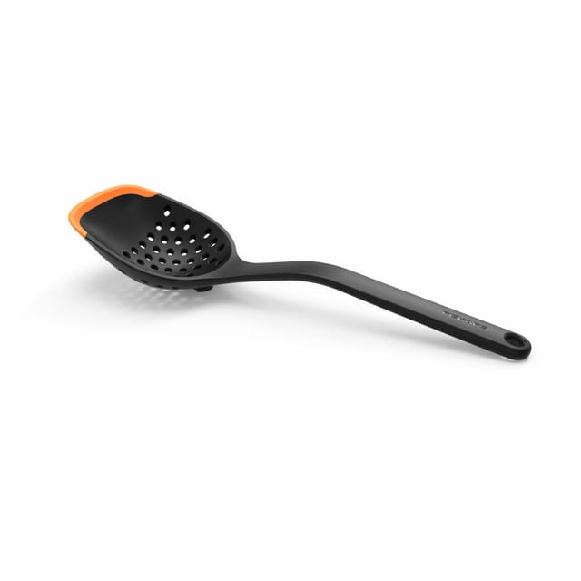 Fiskars FF Strainer spoon