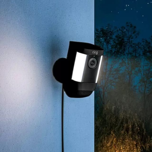 Ring Spotlight Cam Pro (Akku) - Schwarz