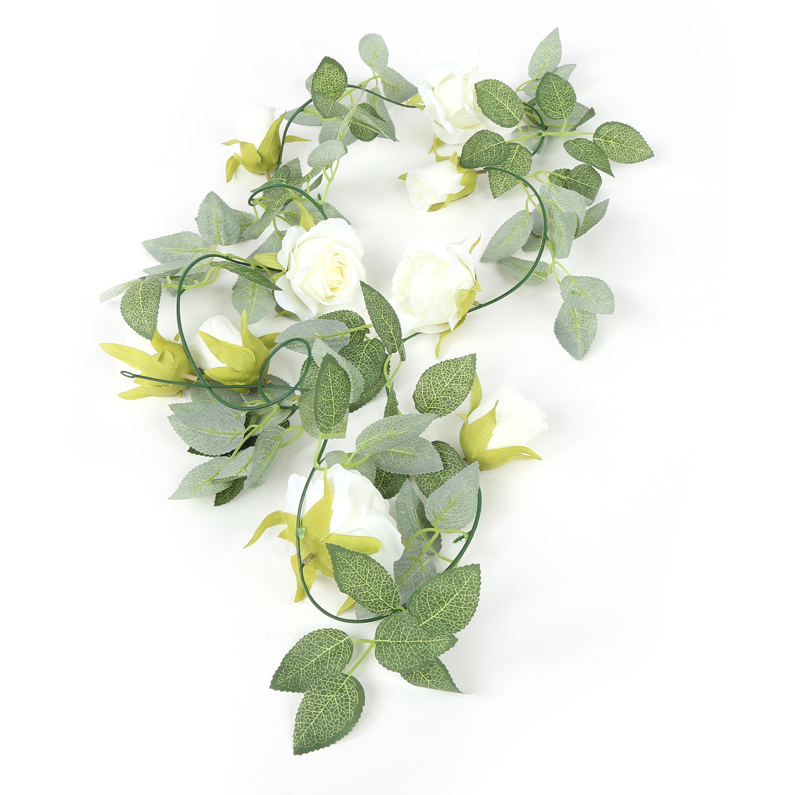 Blumenranken Schaffen Ein Natürlich Romantisches Ambiente – Pastellfarbene Raumdekoration Für Drinnen Und Draußen (weiß)