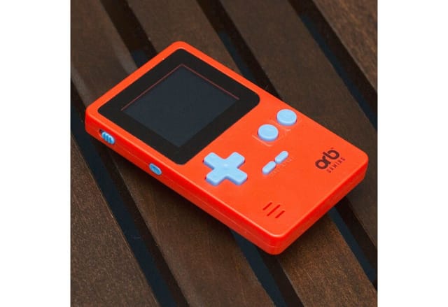Thumbs Up! Retro Handheld Console
