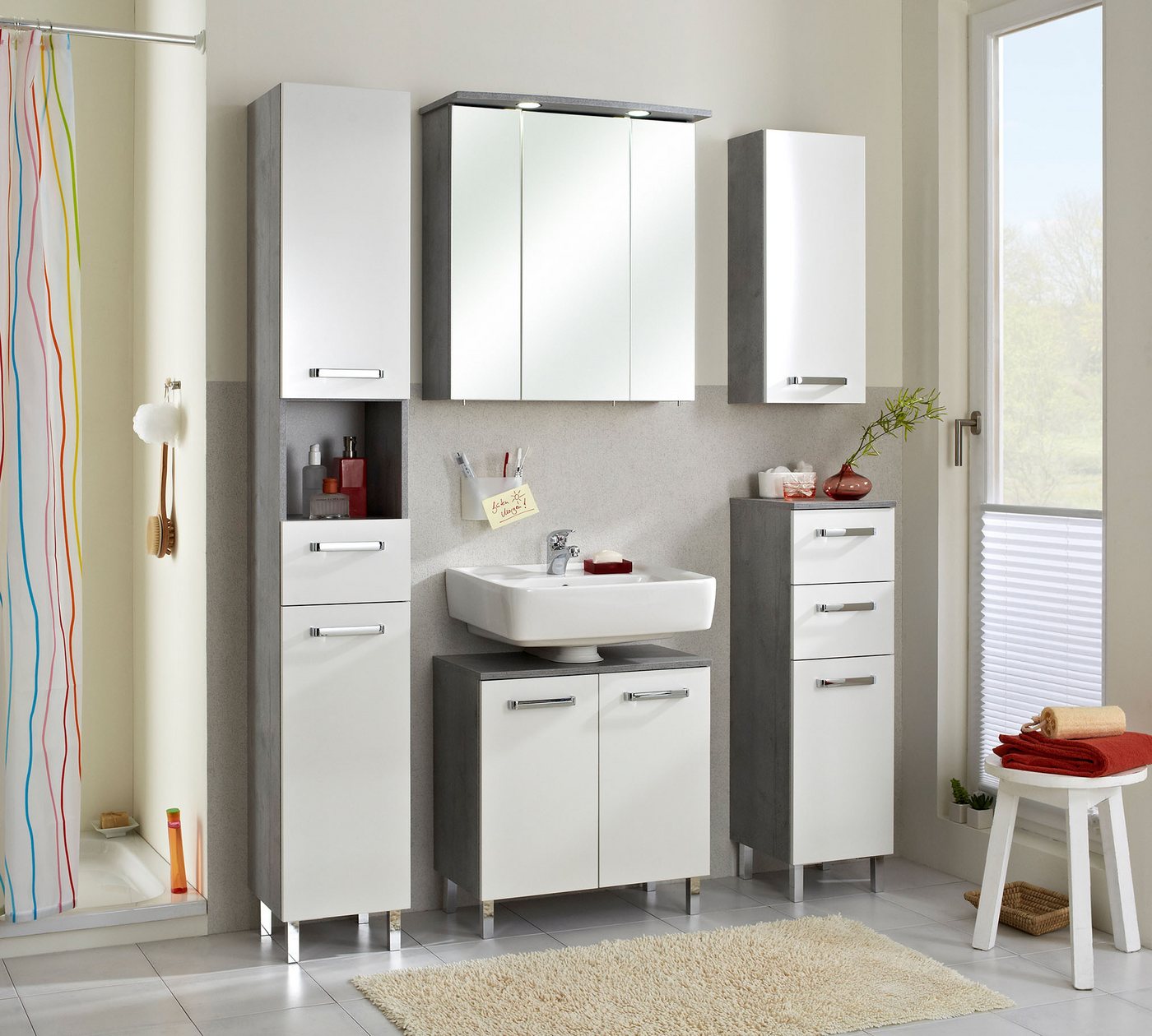 Saphir Waschbeckenunterschrank mit Siphonausschnitt Bild 4