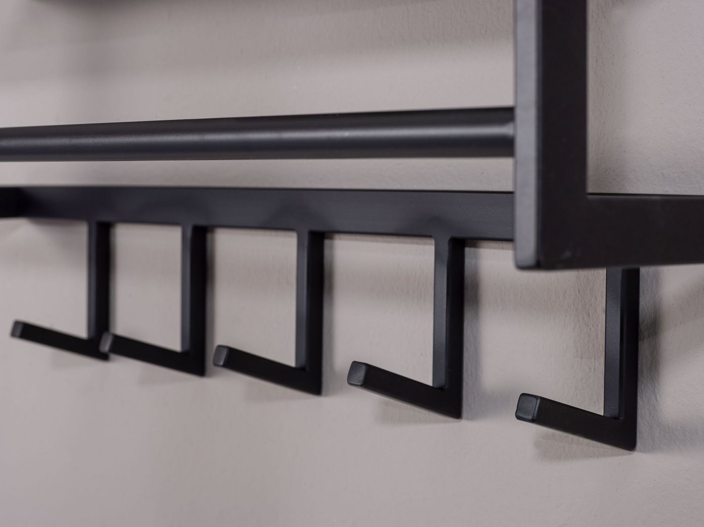 furnicato Garderobe Wandgarderobe mit Ablage 70x20x20 cm Schwarz (1 St), Garderobenständer mit Ablagefläche und massiven Haken für den Flur Bild 4