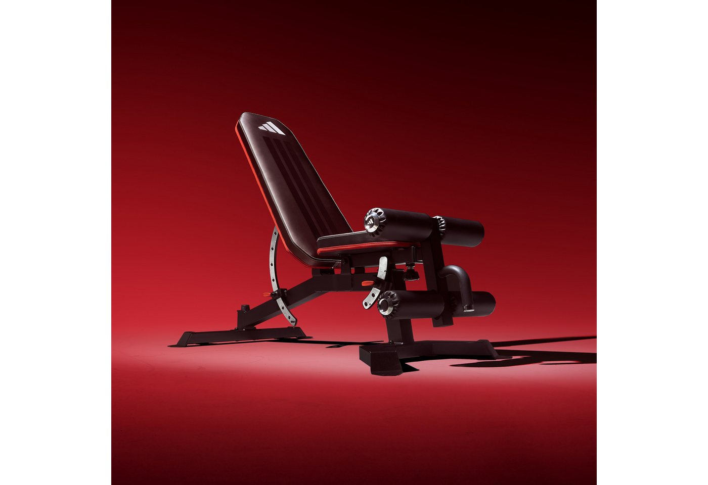 adidas Performance Hantelbank adidas Utility Bench 3-in-1 Hantelbank, 3-in-1-Bank, 8-fach verstellbar, 180 kg belastbar & mobil Bild 5
