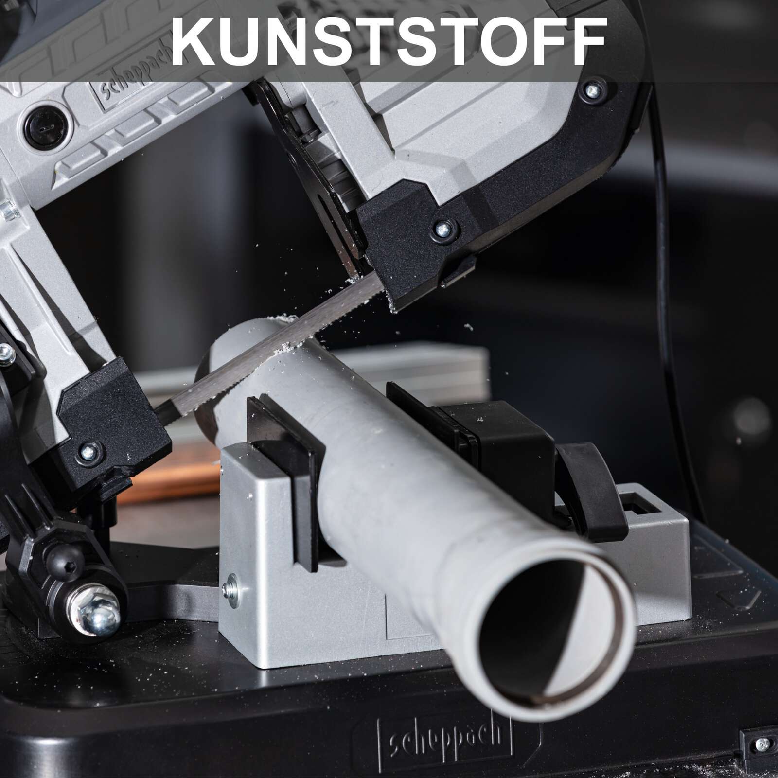 Metallbandsäge MBS1200 Scheppach - 1200W | 127mm Schnitthöhe | Vario-Speed | LED-Arbeitslampe | inkl. 2. Sägebänder 10Z / 14Z