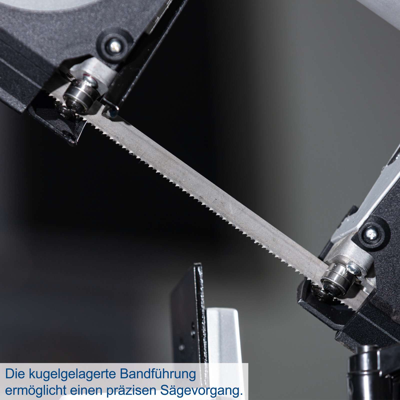 Metallbandsäge MBS1200 Scheppach - 1200W | 127mm Schnitthöhe | Vario-Speed | LED-Arbeitslampe | inkl. 2. Sägebänder 10Z / 14Z Bild 3
