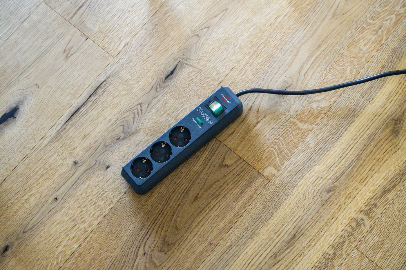 Brennenstuhl 3er Set Eco-Line Steckdosenleiste mit Überspannungsschutz, 1,5m Kabel Steckdosenleiste (Kabellänge 1.5 m) Bild 2