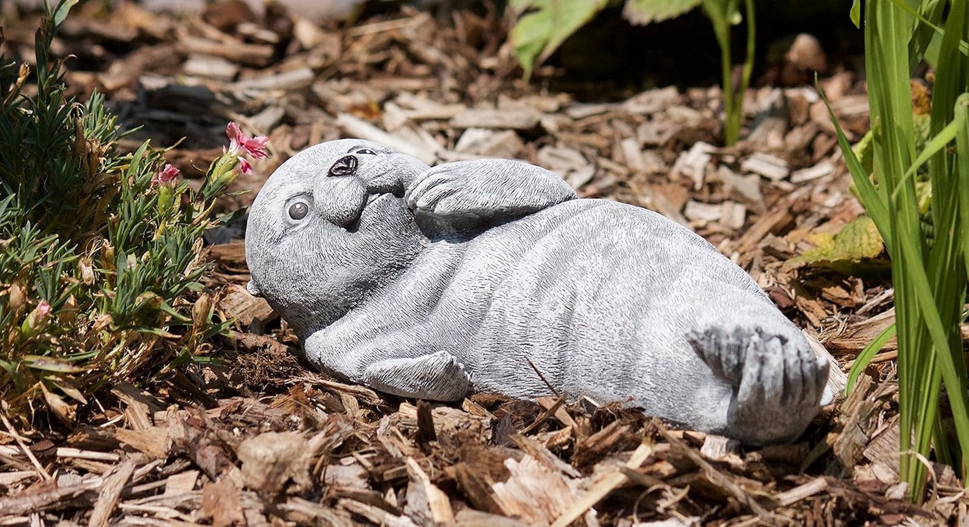 Stone and Style Gartenfigur Frostfeste Steinfigur Robbe liegend charmante Pose Bild 4