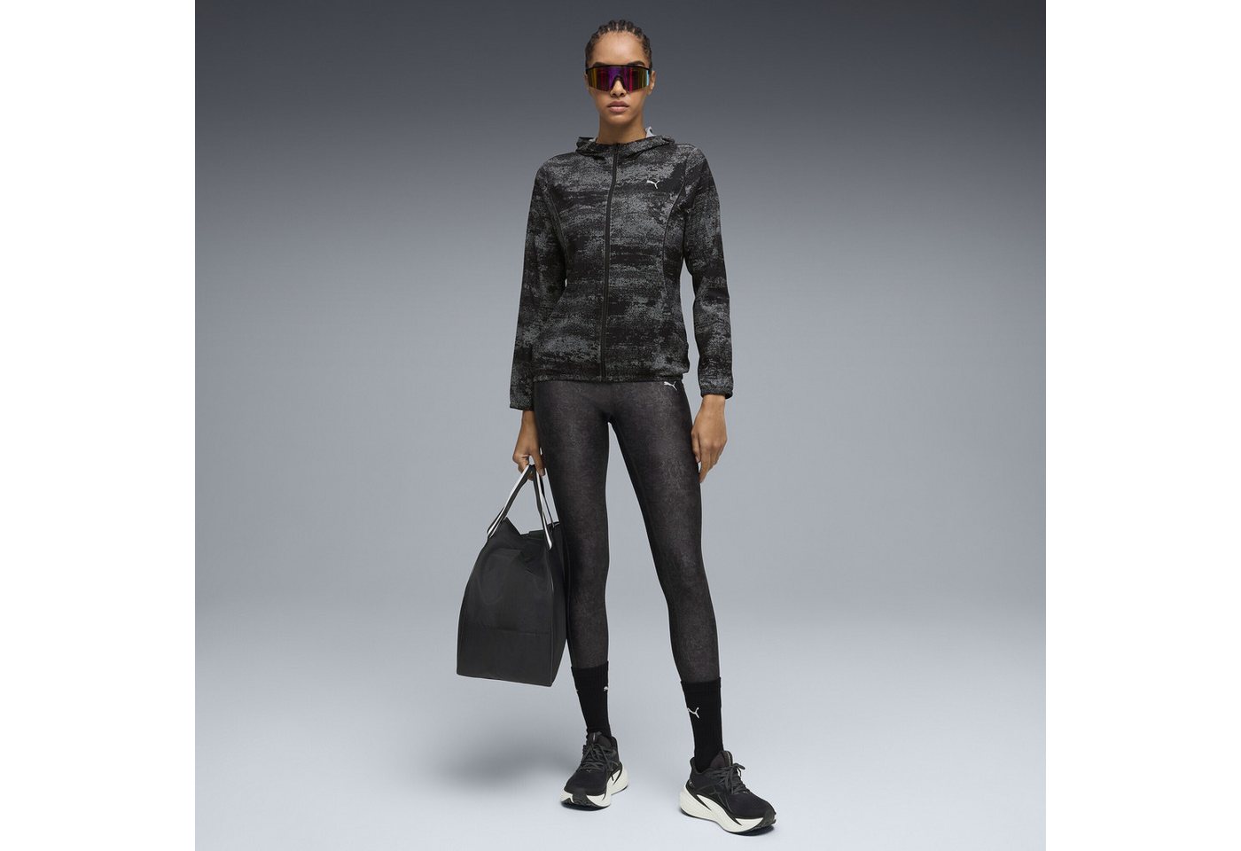 PUMA Trainingsjacke Run Velocity Gewebte Jacke mit Print Damen Bild 2
