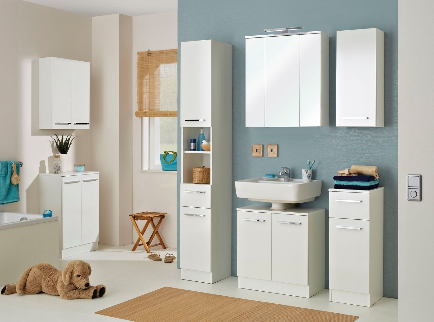 Saphir Unterschrank Quickset 335 Badschrank, 2 Türen, 1 Einlegeboden, 50 cm breit Badezimmer-Unterschrank, Weiß Glanz, Griffe in Chrom Glanz Bild 3