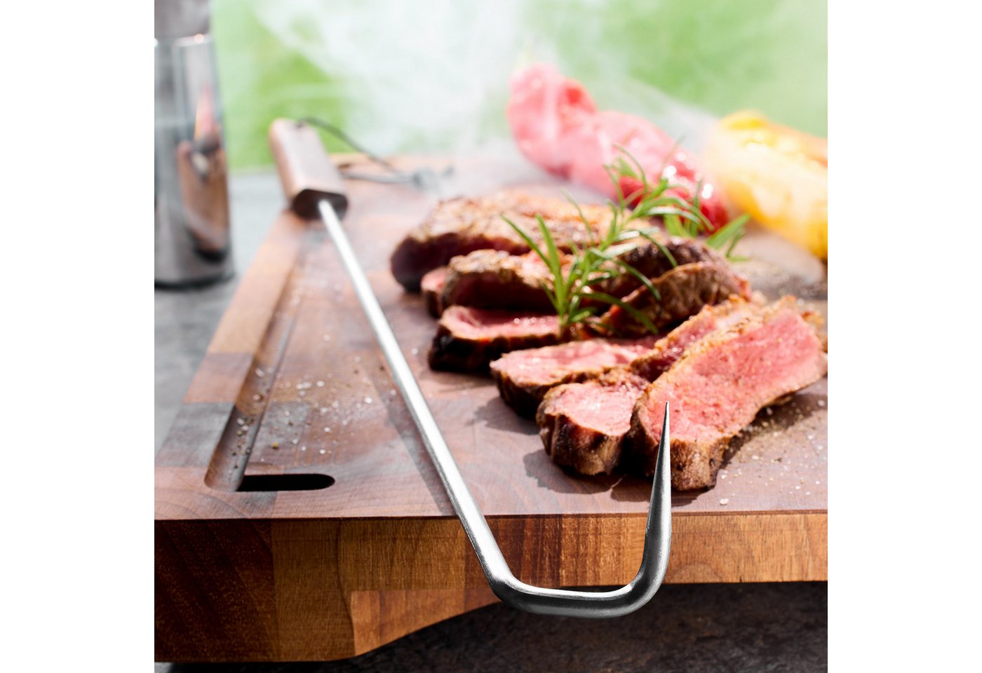 GEFU Grillbesteck-Set Wendehaken SPARO, Edelstahlhaken, (1 tlg), 2-in-1-Fuktion, Aufhängeschlaufe, ergonomischer Walnussgriff Bild 3