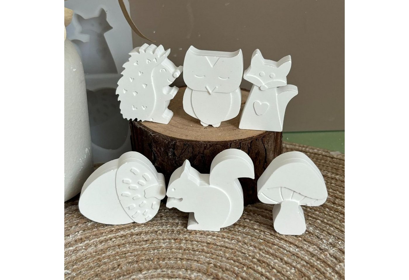FOUORTUNATE-BEE Backform 6er Silikonformen Set Herbst mit Igel, Eichhörnchen und Pilzmotiv, Silikon Gießformen für Herbstdeko, Gips, Harz und DIY Kerzenprojekte Bild 3