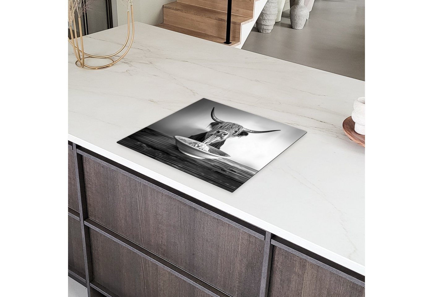 MuchoWow Herd-Abdeckplatte Schottischer Highlander - Spaghetti - Tiere - Schwarz und weiß, Vinyl, (1 tlg), Abdeckplatte für Ceranfeld, Herd Inductionsmatte, 57.6x51.6 cm Bild 5
